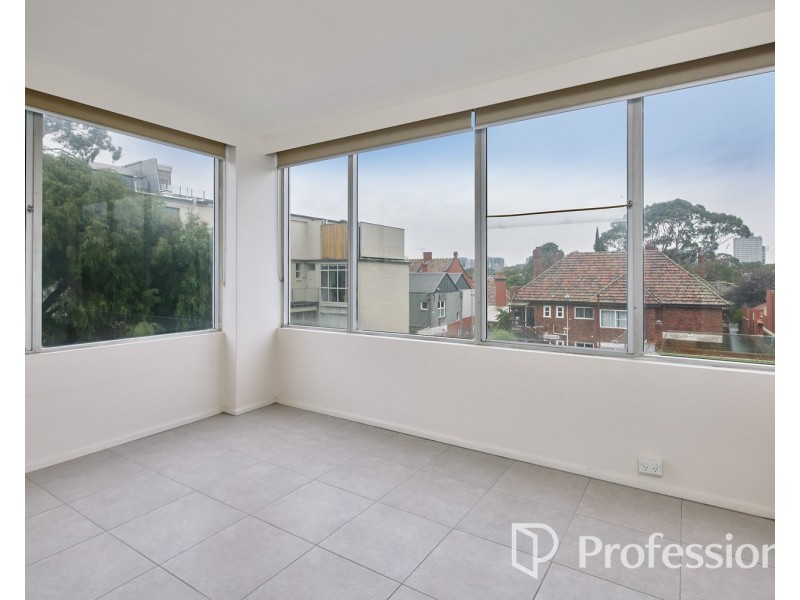 11/350 Beaconsfield Parade, St Kilda West VIC 3182