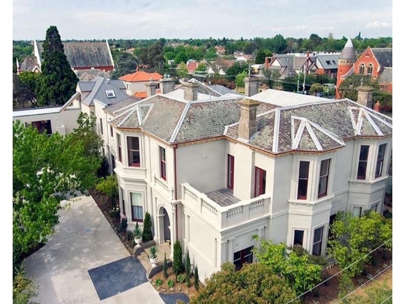 8/1 Maysbury Avenue, Elsternwick VIC 3185