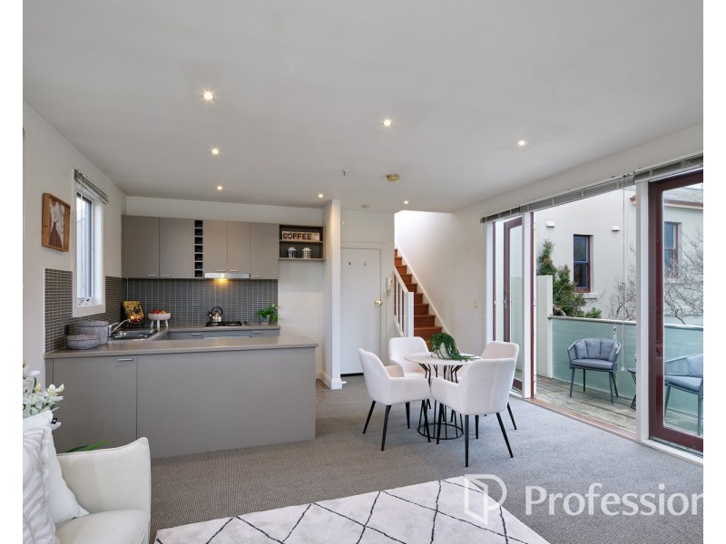 8/1 Maysbury Avenue, Elsternwick VIC 3185