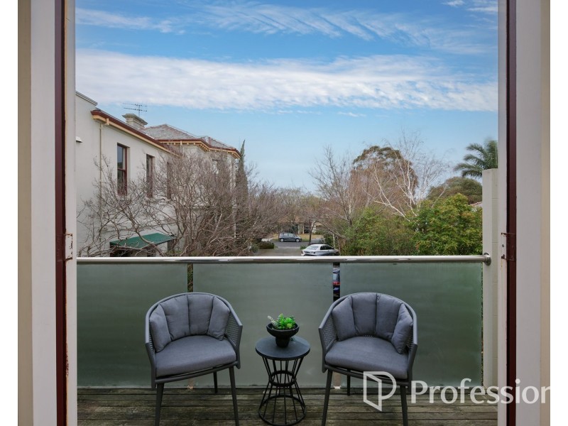 8/1 Maysbury Avenue, Elsternwick VIC 3185