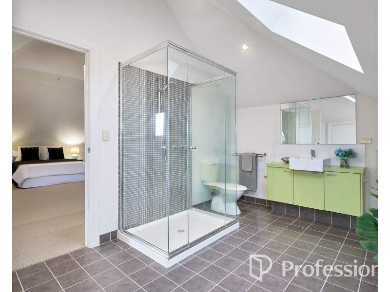 8/1 Maysbury Avenue, Elsternwick VIC 3185