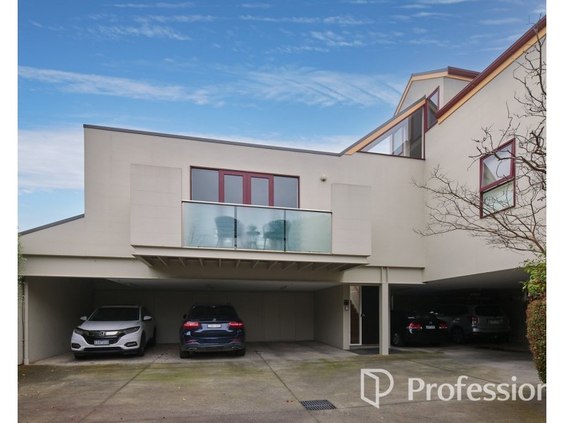 8/1 Maysbury Avenue, Elsternwick VIC 3185