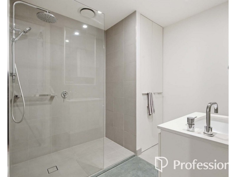 402/18 Grey Street, St Kilda VIC 3182