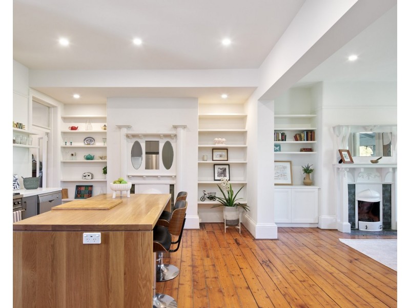 16B Dalgety Street, St Kilda VIC 3182