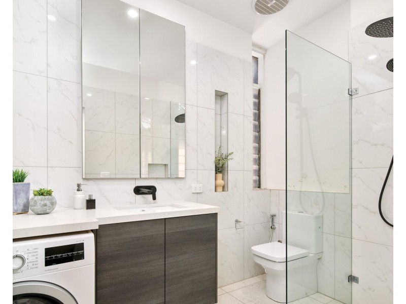 16B Dalgety Street, St Kilda VIC 3182