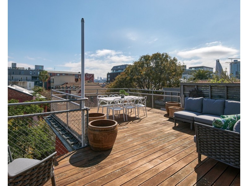 16B Dalgety Street, St Kilda VIC 3182