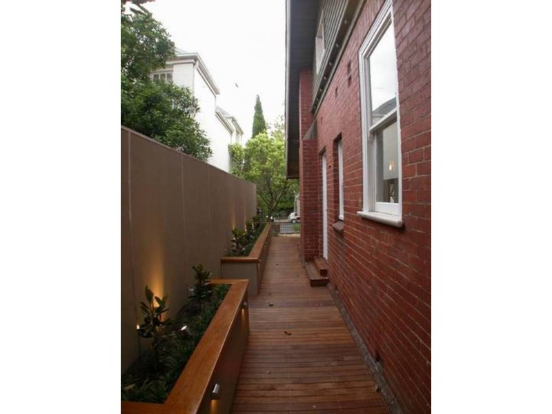 2/32 Mitford Street, Elwood VIC 3184