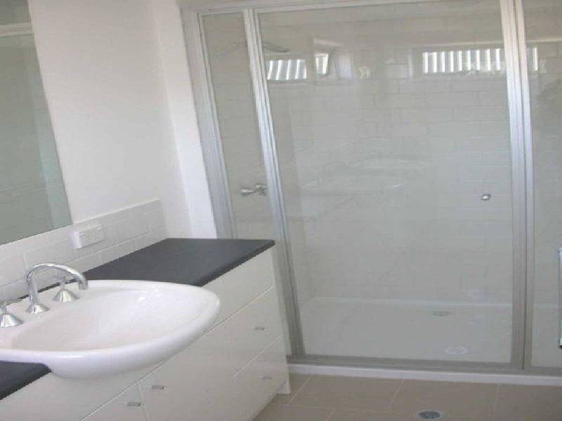 2/18 Hanover Street, Fitzroy VIC 3065