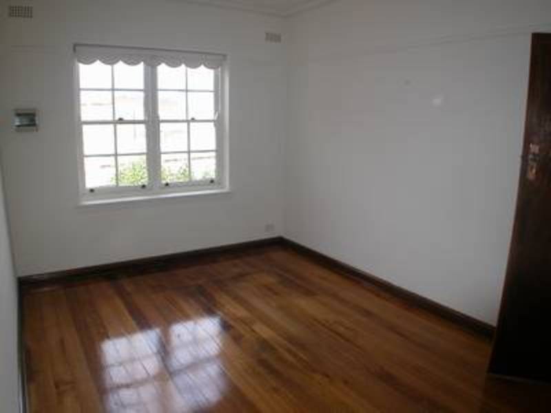 11/17 Charnwood Grove, St Kilda VIC 3182