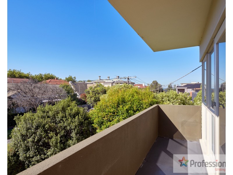 3/26a Byrne Avenue, Elwood VIC 3184