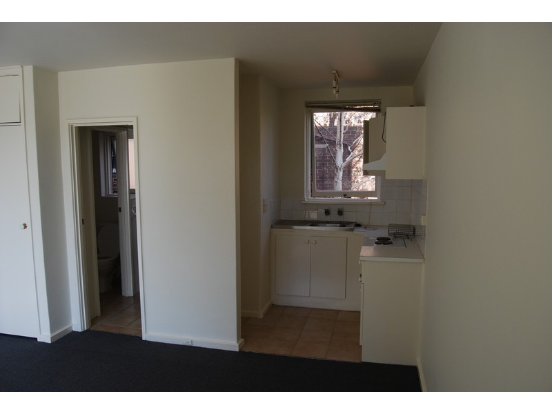 5/3 Dalgety Street, St Kilda VIC 3182