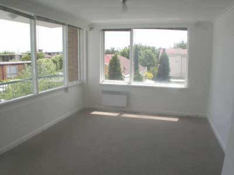 4/22 Selwyn Avenue, Elwood VIC 3184