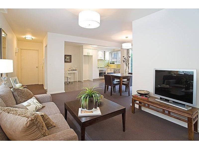 1-8/66 Park Street, St Kilda VIC 3182