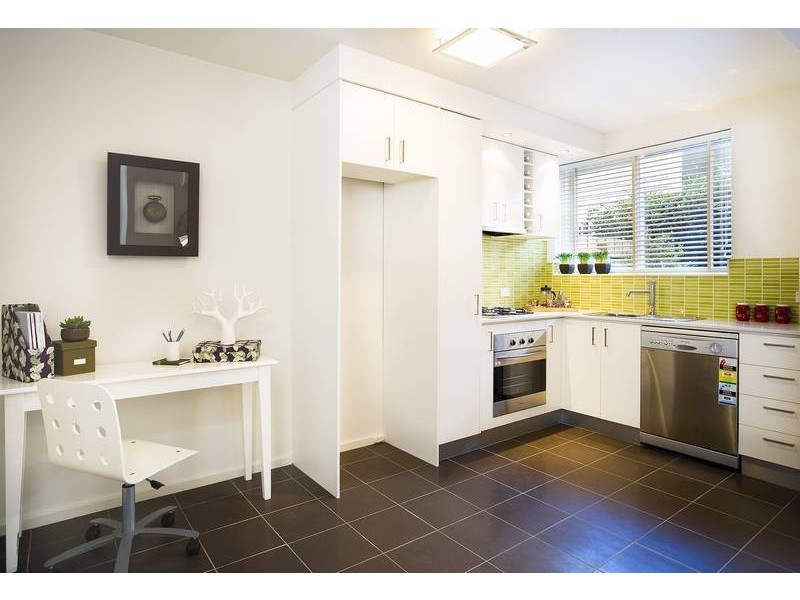 66 Park Street, St Kilda VIC 3182