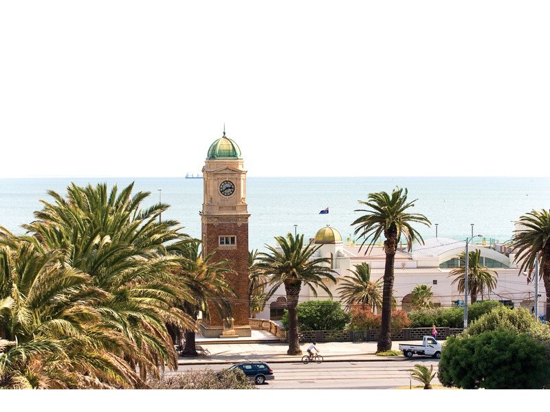 32/3 Alfred Square, St Kilda VIC 3182