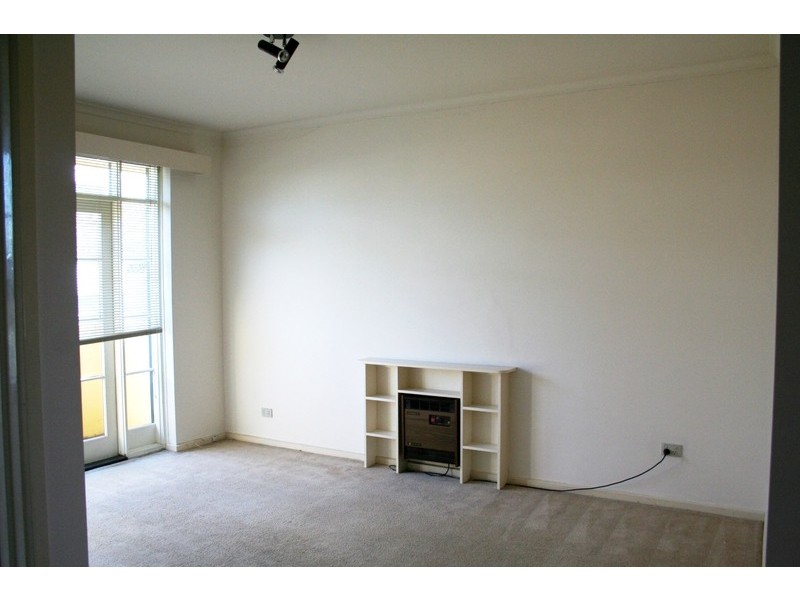 5/7 Austin Avenue, Elwood VIC 3184