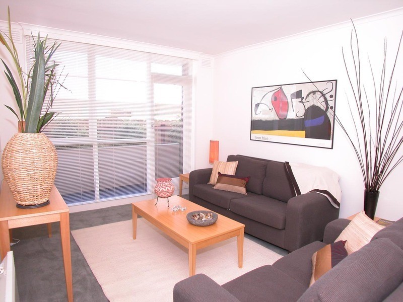 2/2 Hertford Street, St Kilda East VIC 3183