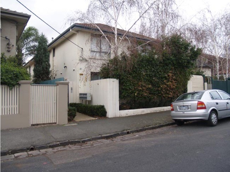 2/62 Gourlay Street, St Kilda East VIC 3183