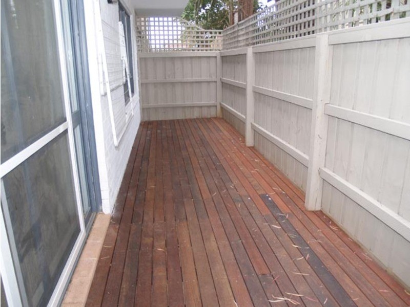 2/62 Gourlay Street, St Kilda East VIC 3183