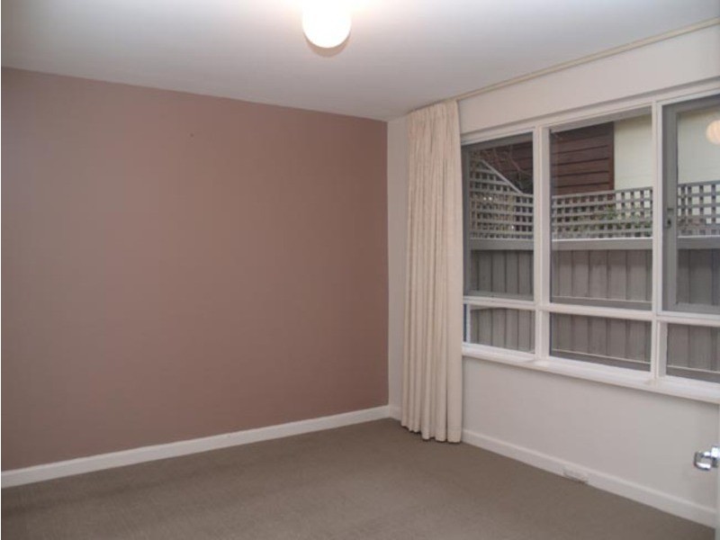 2/62 Gourlay Street, St Kilda East VIC 3183