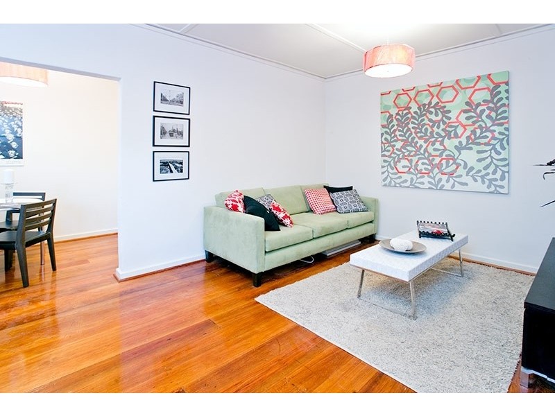 1-18/3 Cowderoy Street, St Kilda West VIC 3182