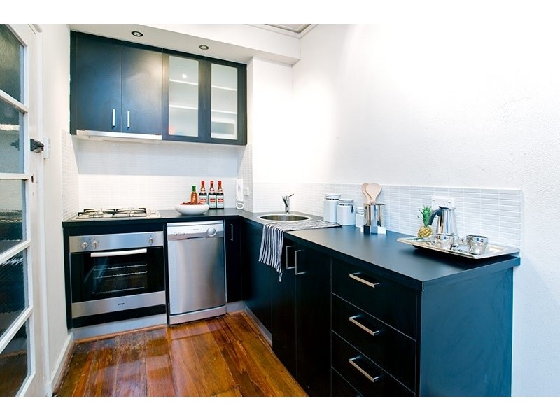 1-18/3 Cowderoy Street, St Kilda West VIC 3182