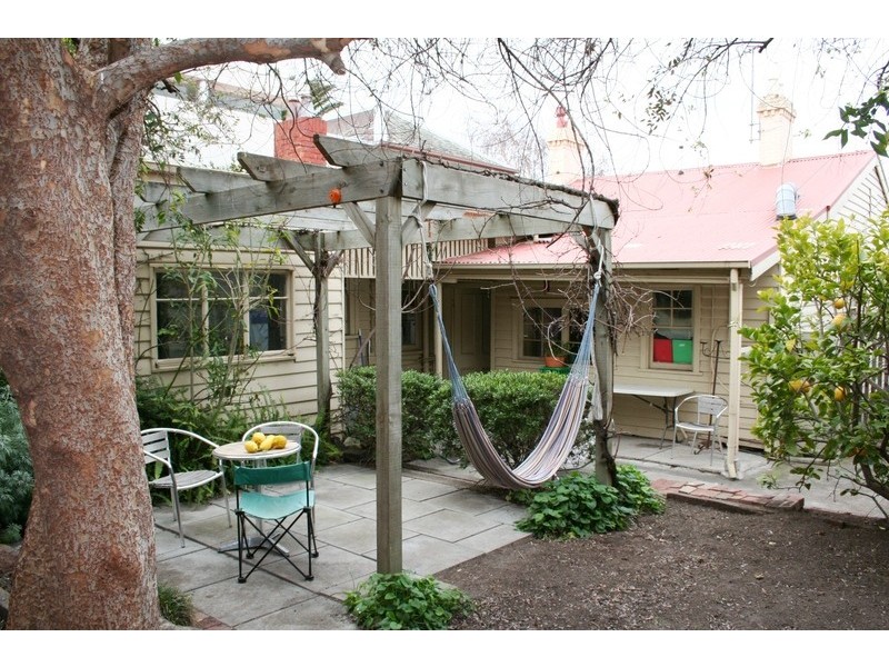 18 Fawkner Street, St Kilda VIC 3182