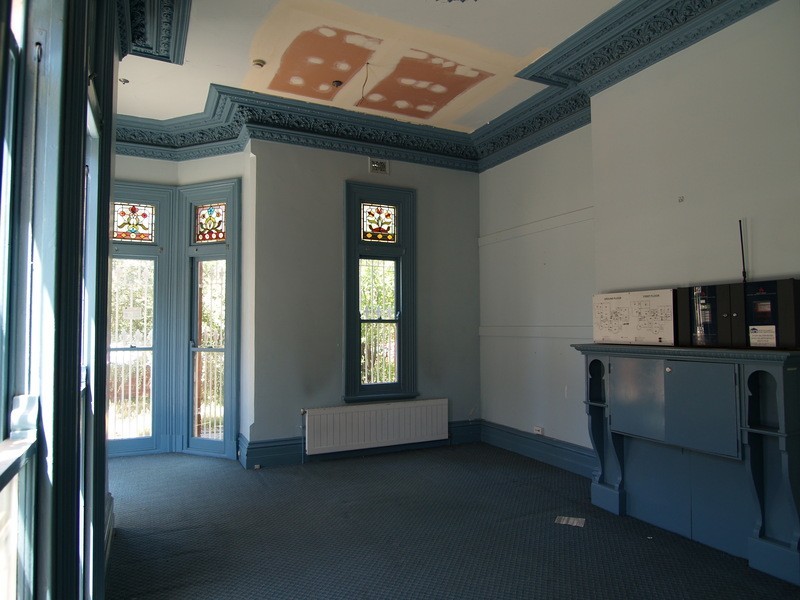 1 Lewisham Road, Windsor VIC 3181