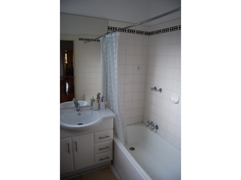 8/64 Westbury Street, St Kilda East VIC 3183