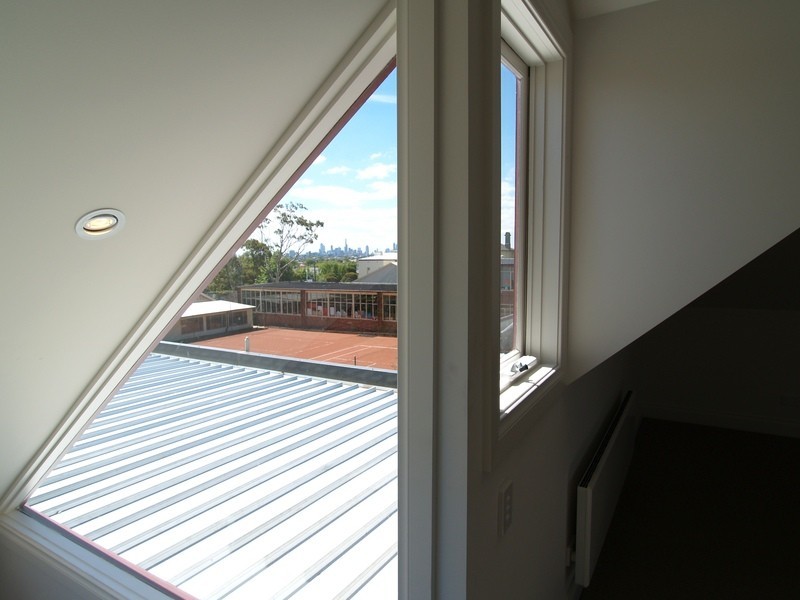 8/1 Maysbury Avenue, Elsternwick VIC 3185