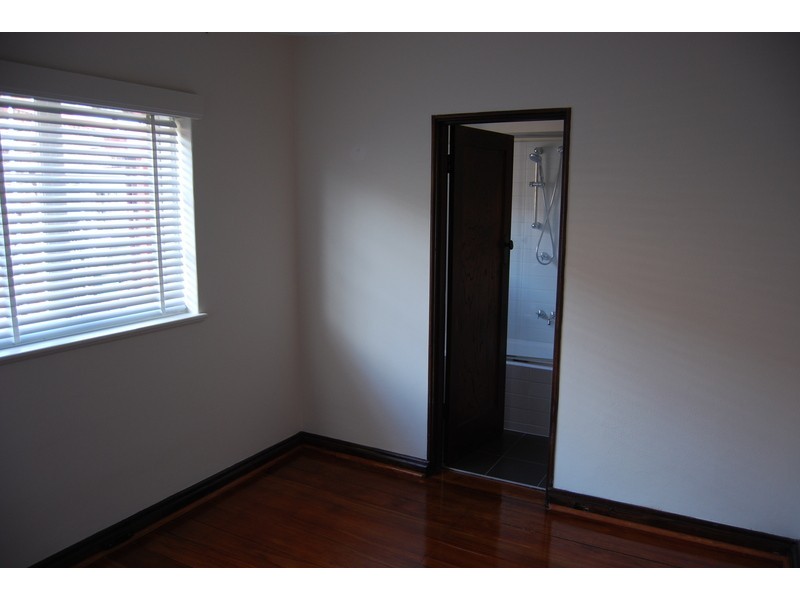 11/3 Cowderoy Street, St Kilda VIC 3182