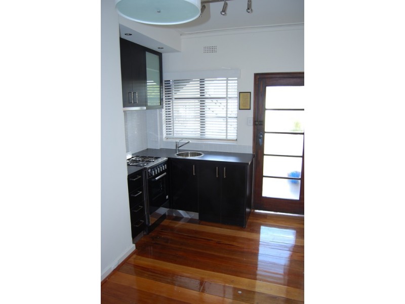 11/3 Cowderoy Street, St Kilda VIC 3182