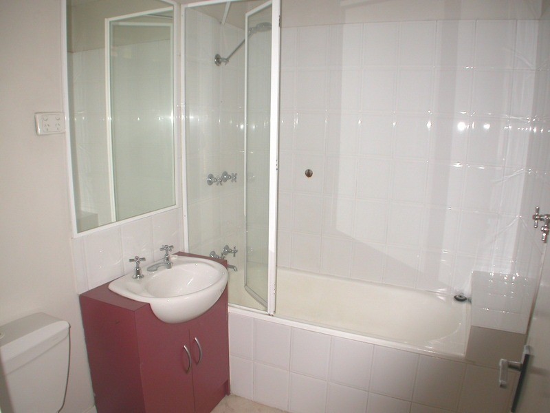 12/254 Dandenong Road, St Kilda East VIC 3183