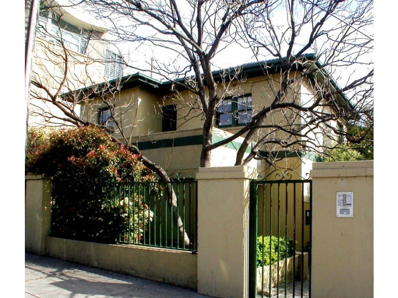 9/35 Grey Street, St Kilda VIC 3182