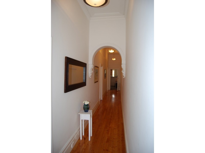 5 Gladstone Street, Windsor VIC 3181