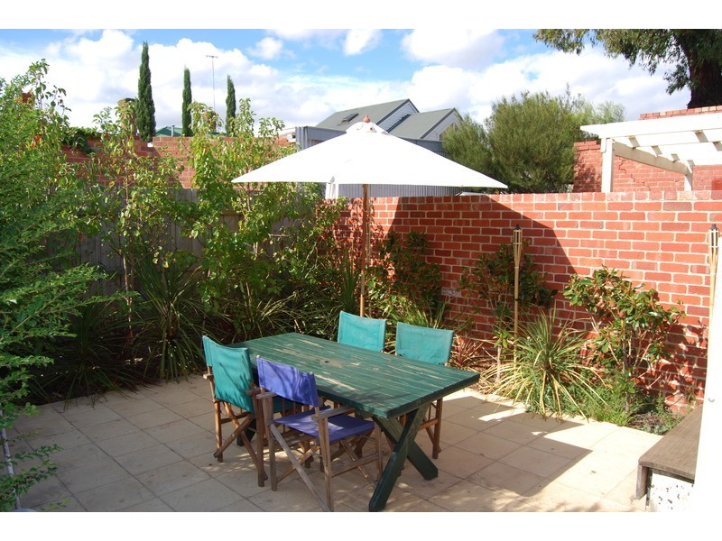 5 Gladstone Street, Windsor VIC 3181