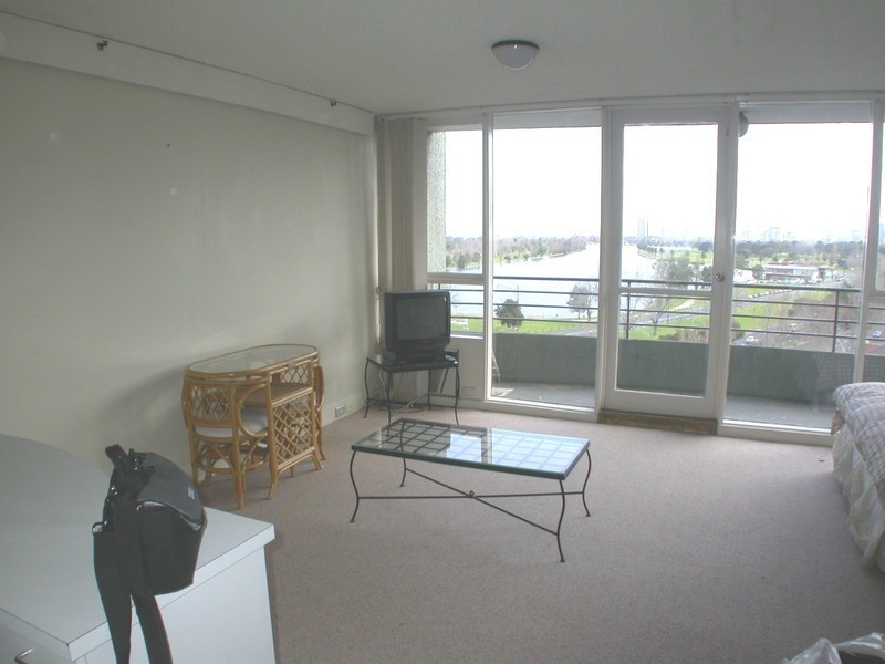 806/81 Queens Road, Melbourne VIC 3004