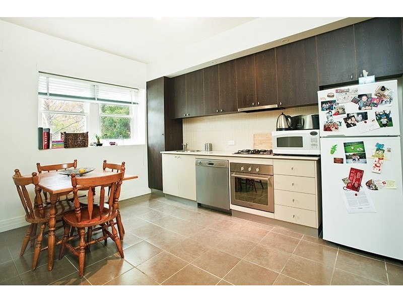 10/203 Brighton Road, Elwood VIC 3184