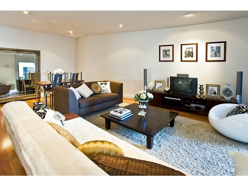 203/348 Beaconsfield Parade, St Kilda West VIC 3182