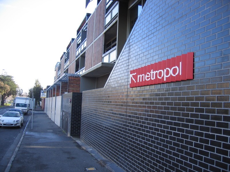 8/352 Canterbury Road, St Kilda West VIC 3182