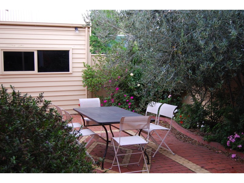 51 Milton Street, Elwood VIC 3184