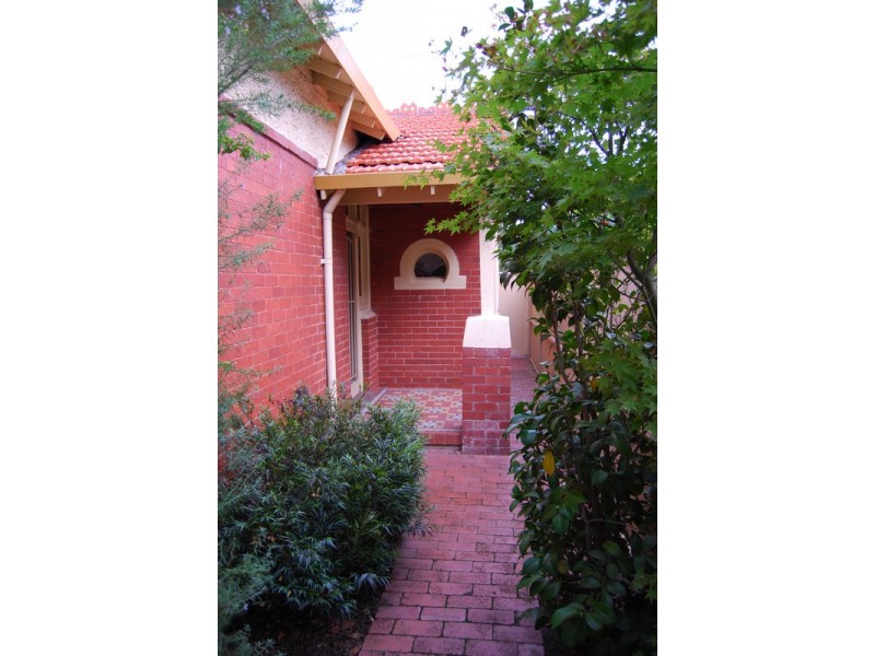 51 Milton Street, Elwood VIC 3184