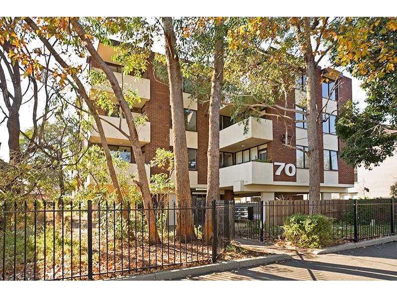 6/70 Park Street, St Kilda West VIC 3182