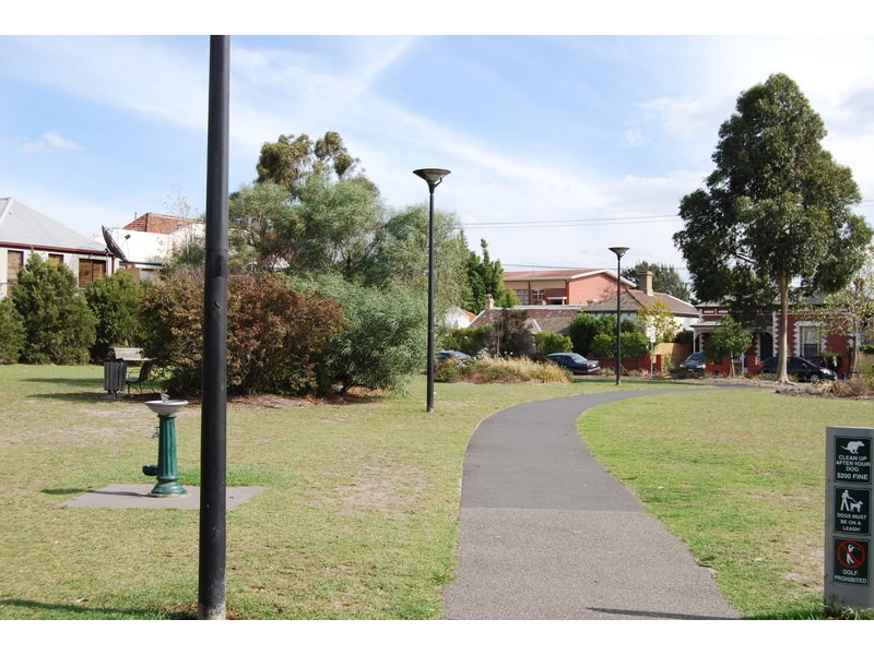 9 Atkinson Close, Prahran VIC 3181