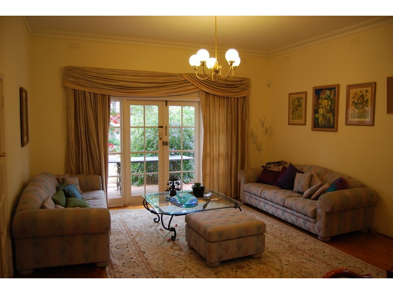 16 Campbell Street, Brighton VIC 3186