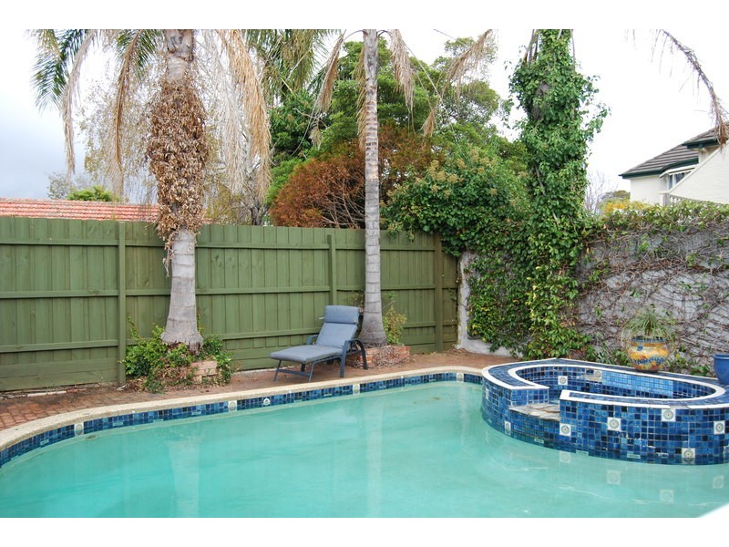 16 Campbell Street, Brighton VIC 3186