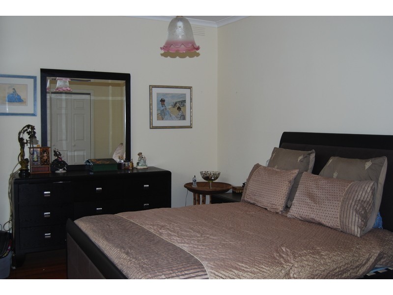 16 Campbell Street, Brighton VIC 3186