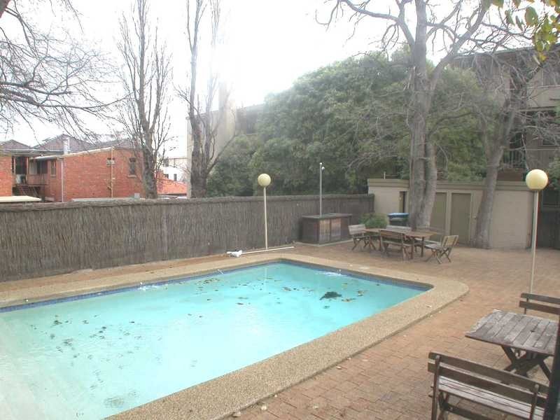 42/9 Fulton Street, St Kilda East VIC 3183