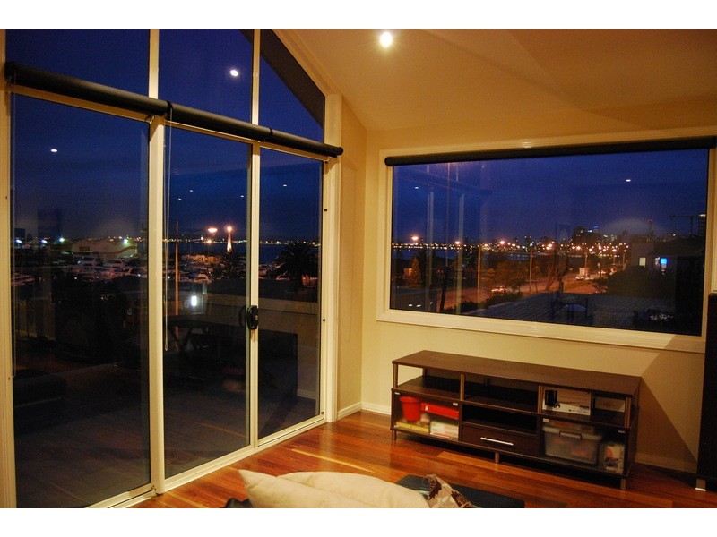 14/45 Marine Parade, St Kilda VIC 3182