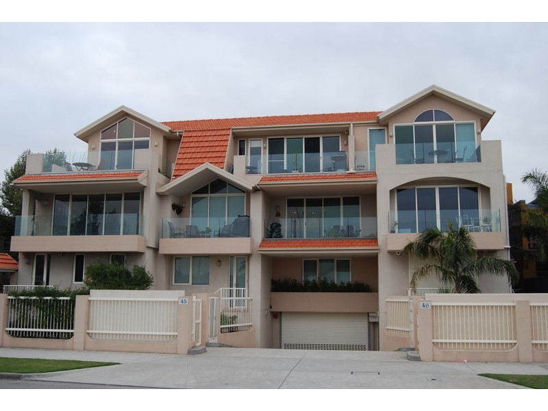14/45 Marine Parade, St Kilda VIC 3182